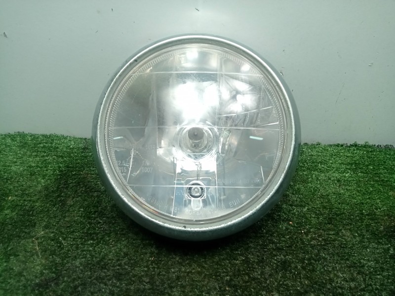 Recambio de faro central para hyosung gt 125/250/650 referencia OEM IAM 35100HM81  