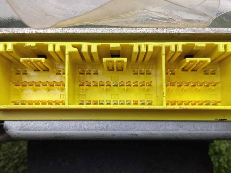 Recambio de centralita airbag para toyota avensis berlina (t25) 2.0 turbodiesel cat referencia OEM IAM 232517102-8917005122  