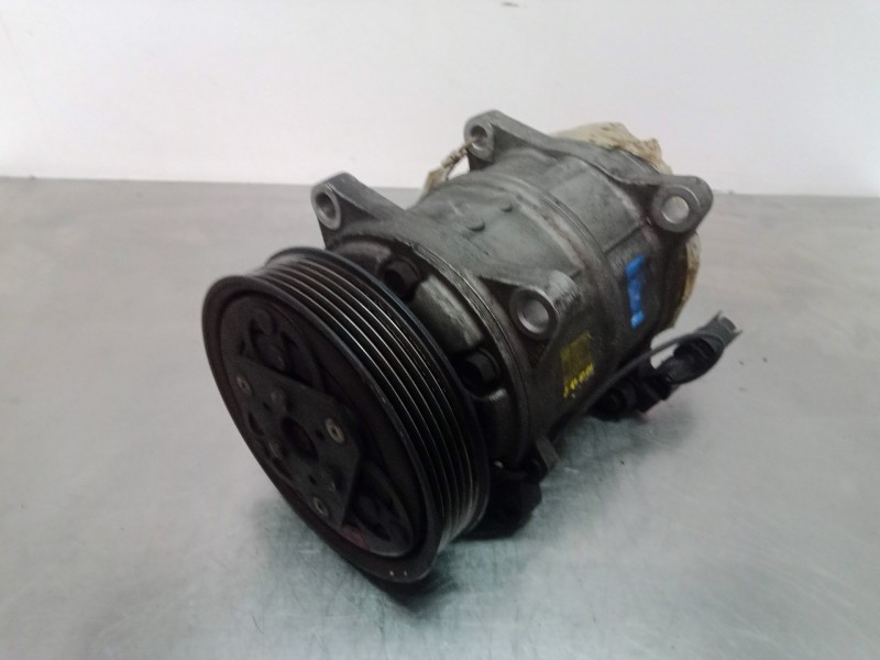 Recambio de compresor aire acondicionado para volvo s40 berlina 2.0 16v cat referencia OEM IAM 766D561991-30613408-5060116723-J6