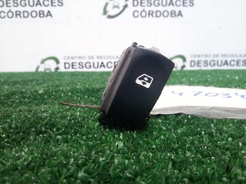 Recambio de mando elevalunas delantero derecho para renault clio iii 1.5 dci diesel referencia OEM IAM 214936B - 28082  