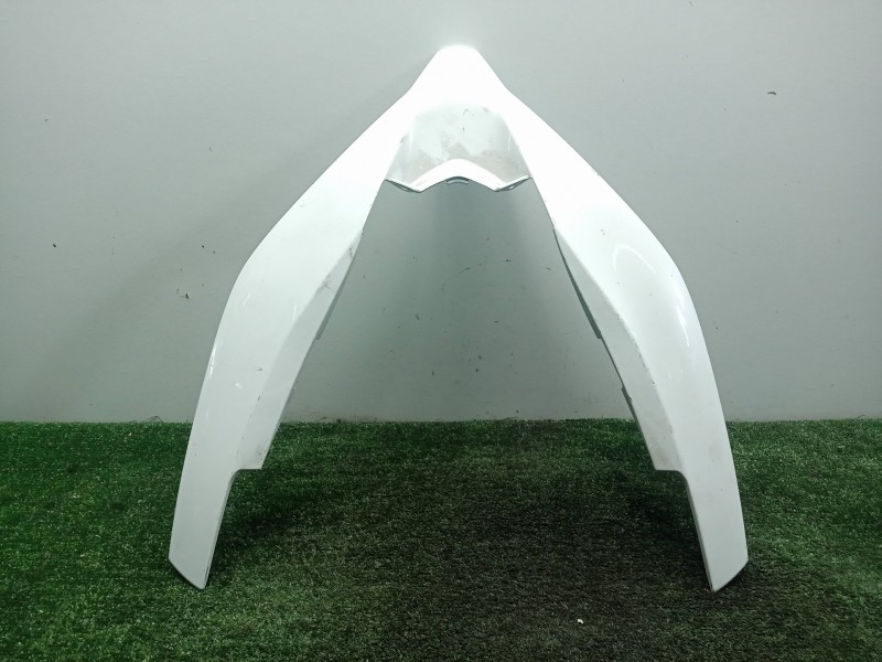 Recambio de carenado delantero para honda pcx 125 referencia OEM IAM 64305K97T002  