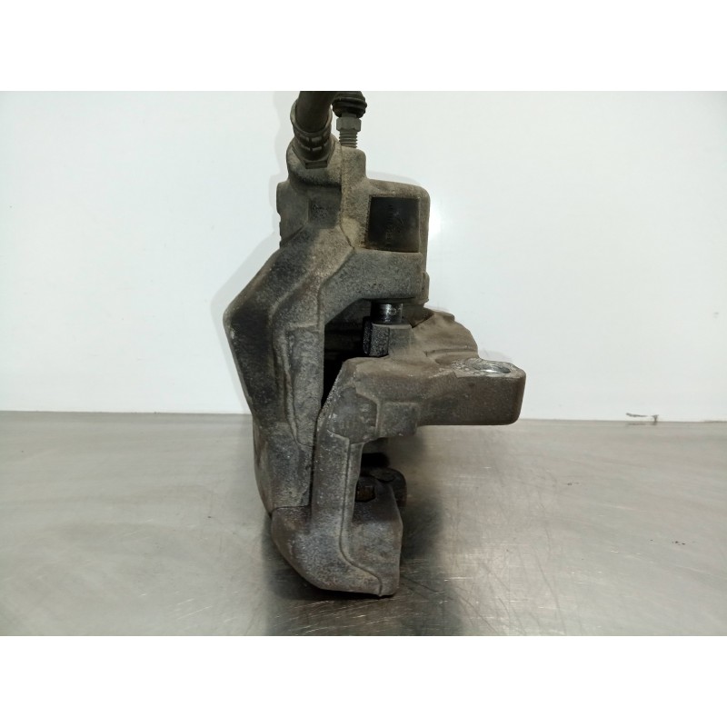 Recambio de pinza freno delantera izquierda para ford mondeo ber. (ca2) 1.8 tdci cat referencia OEM IAM 745-140 TRW - FOMOCO 745
