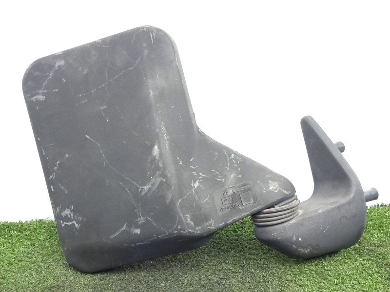 Recambio de retrovisor derecho para nissan trade caja/chasis 2.8 d referencia OEM IAM 0140050  MANUAL