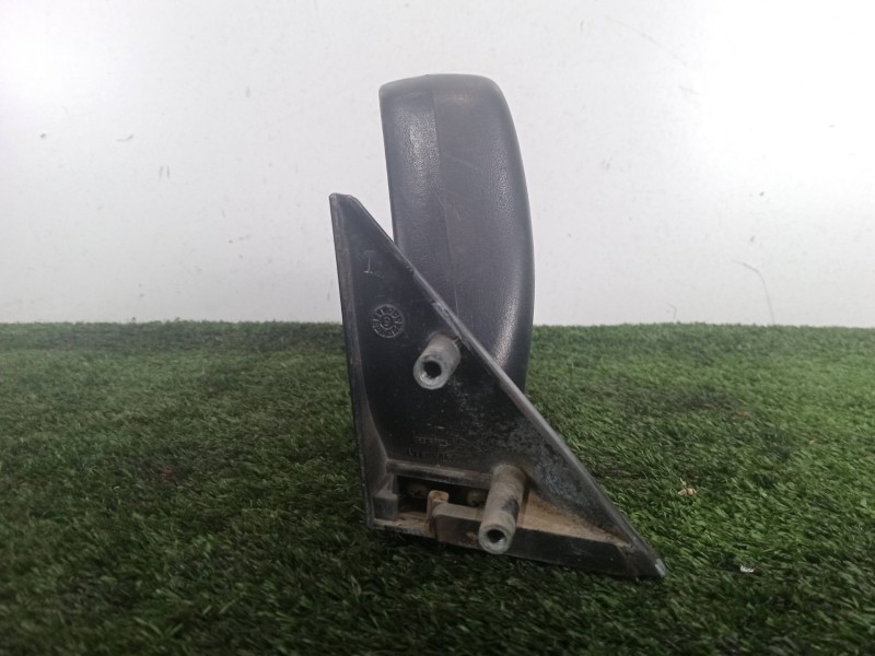 Recambio de retrovisor izquierdo para seat 131 1.4g referencia OEM IAM SIN REFERENCIA NEGRO.PLASTICOG MANUAL