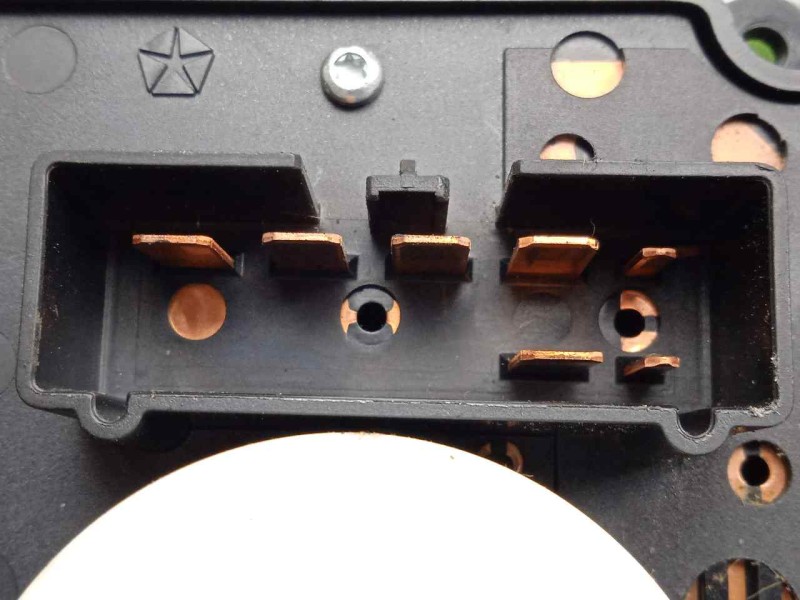 Recambio de mando calefaccion / aire acondicionado para chrysler voyager (rg) 2.4 cat referencia OEM IAM 05005038AA  