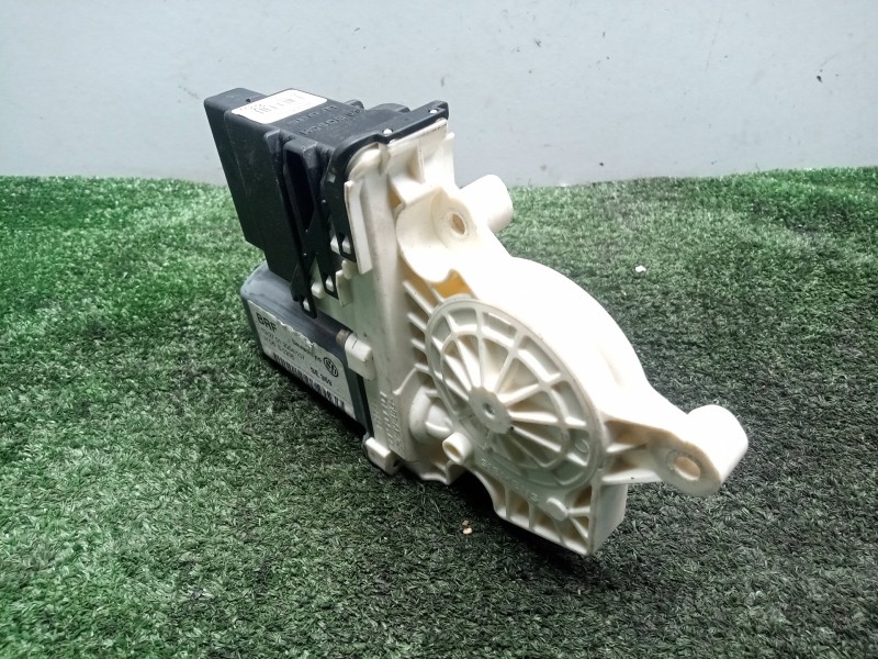 Recambio de motor elevalunas trasero derecho para seat altea (5p1) 1.6 referencia OEM IAM 1K0959704B - 995915107  