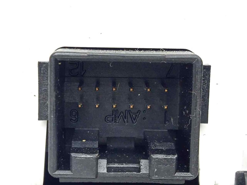 Recambio de luz interior para audi a3 sedán(8vs) 2.0 16v tdi referencia OEM IAM 8V0947135D - 025056952  