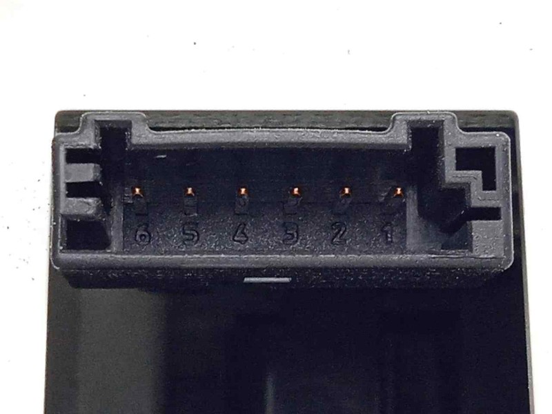 Recambio de luz interior para audi a3 sedán(8vs) 2.0 16v tdi referencia OEM IAM 8V0947135D - 025056952  