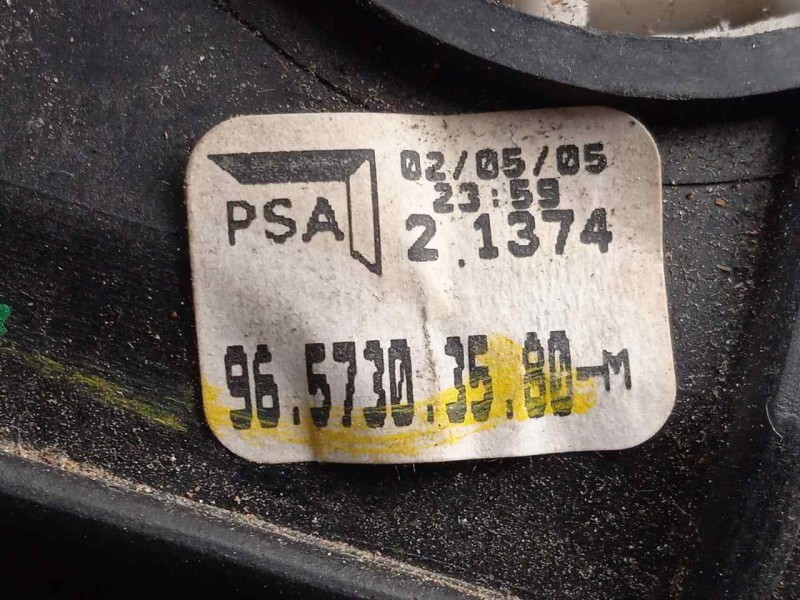 Recambio de pomo palanca cambio para peugeot 307 berlina (s2) 1.6 16v hdi referencia OEM IAM 9657303580 5.VELOCIDADES 