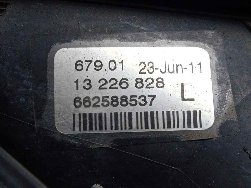 Recambio de faro antiniebla izquierdo para opel insignia berlina 2.0 cdti cat referencia OEM IAM 13226828 - 662588537  