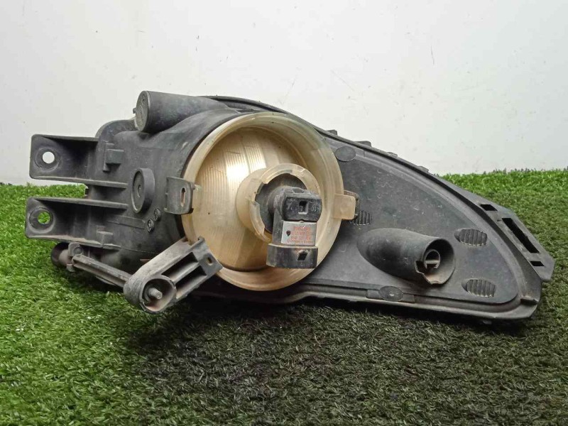 Recambio de faro antiniebla derecho para opel insignia berlina 2.0 cdti cat referencia OEM IAM 13226829 - 662588537  