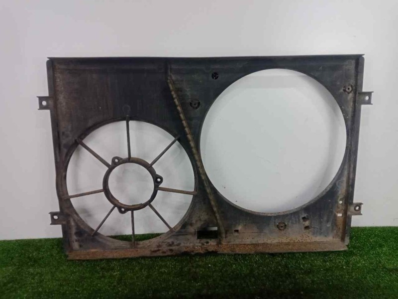 Recambio de calandra delantera de radiador para seat ibiza (6l1) 1.2 referencia OEM IAM 6Q0121207F  