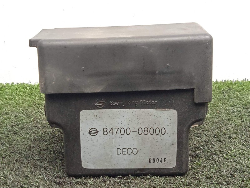 Recambio de caja precalentamiento para ssangyong rodius 2.7 turbodiesel cat referencia OEM IAM 8470008000  