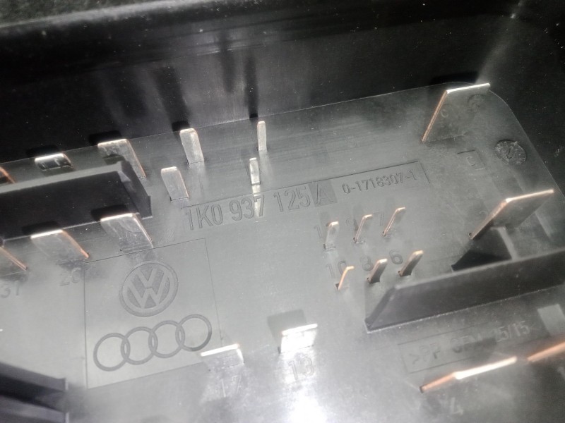 Recambio de caja reles / fusibles para volkswagen caddy iii furgoneta/monovolumen (2ka, 2kh, 2ca, 2ch) 1.9 tdi referencia OEM IA