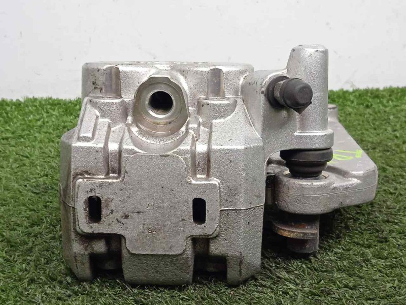 Recambio de pinza freno trasera derecha para peugeot satelis ii 125 referencia OEM IAM SIN REFERENCIA NISSIN 