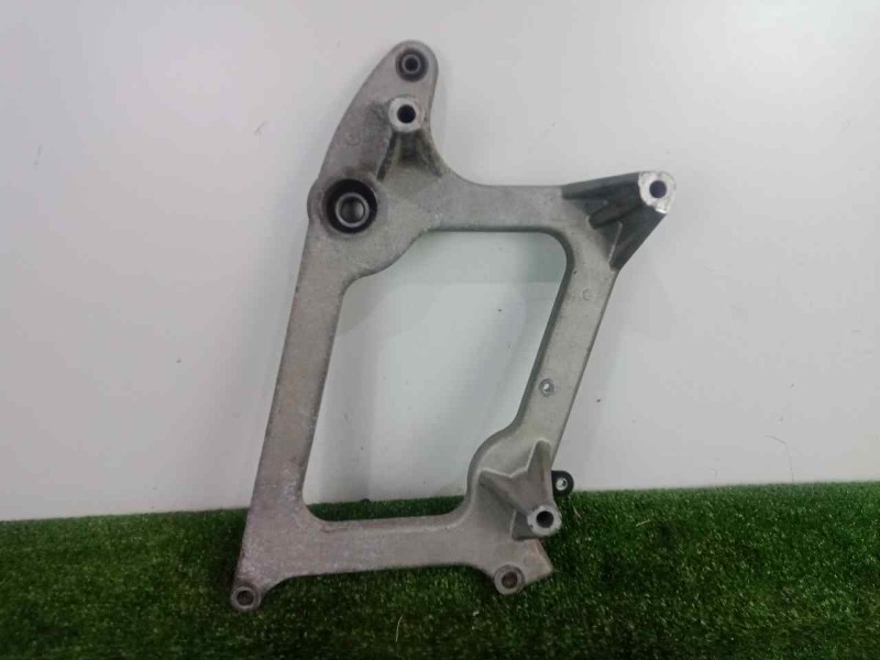 Recambio de soporte motor para peugeot satelis ii 125 referencia OEM IAM SIN REFERENCIA  