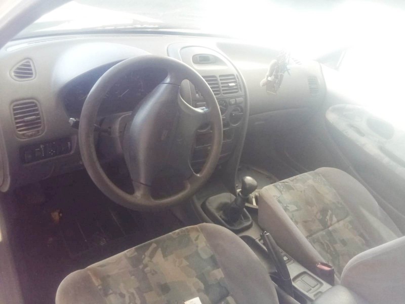 mitsubishi carisma sedán (da_) del año 1997