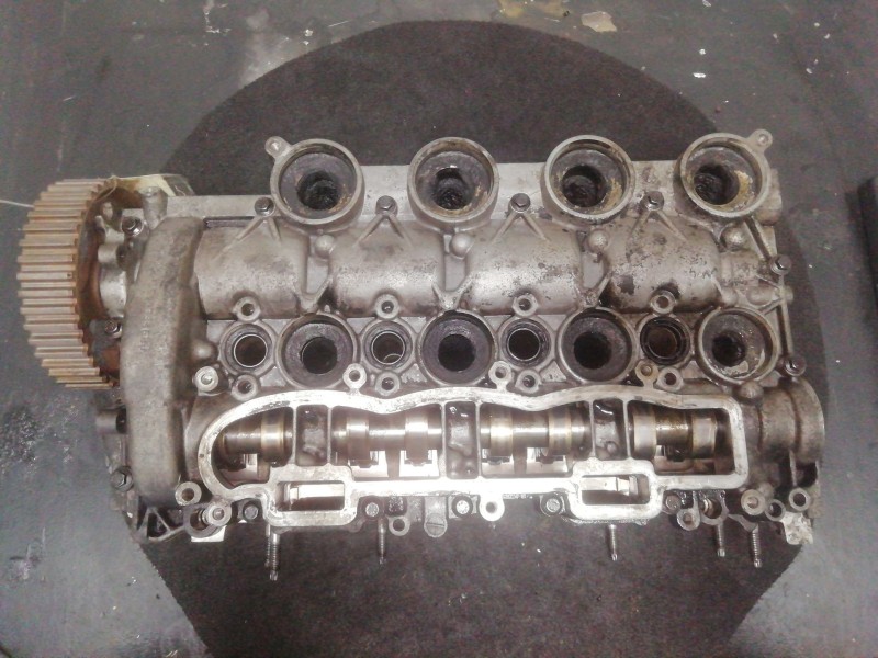 Recambio de culata para citroën c4 picasso i monospace (ud_) 1.6 hdi referencia OEM IAM 9655911480  