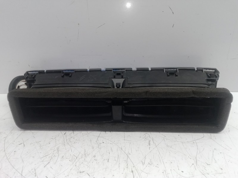 Recambio de aireador delantero central para citroën ds3 1.6 16v referencia OEM IAM A1092111  