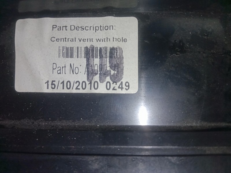 Recambio de aireador delantero central para citroën ds3 1.6 16v referencia OEM IAM A1092111  