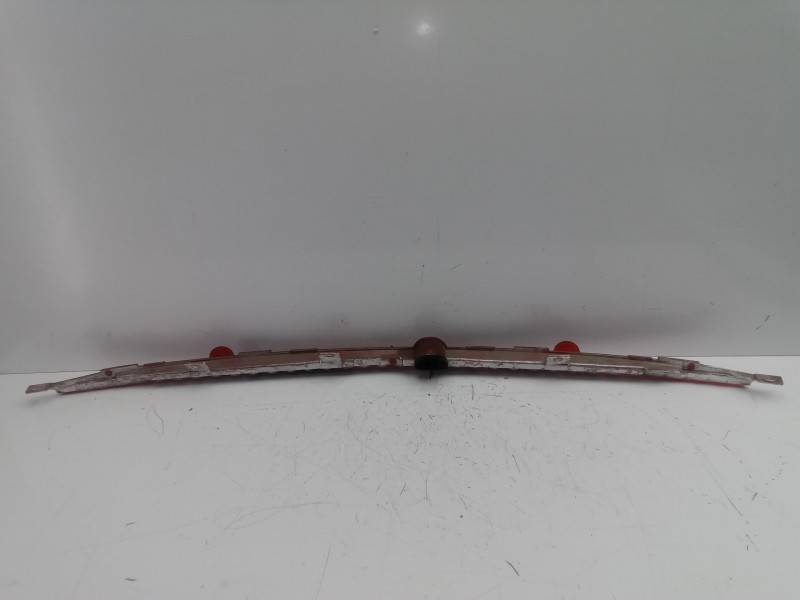 Recambio de luz central de freno para citroën ds3 1.6 16v referencia OEM IAM 9684357380  