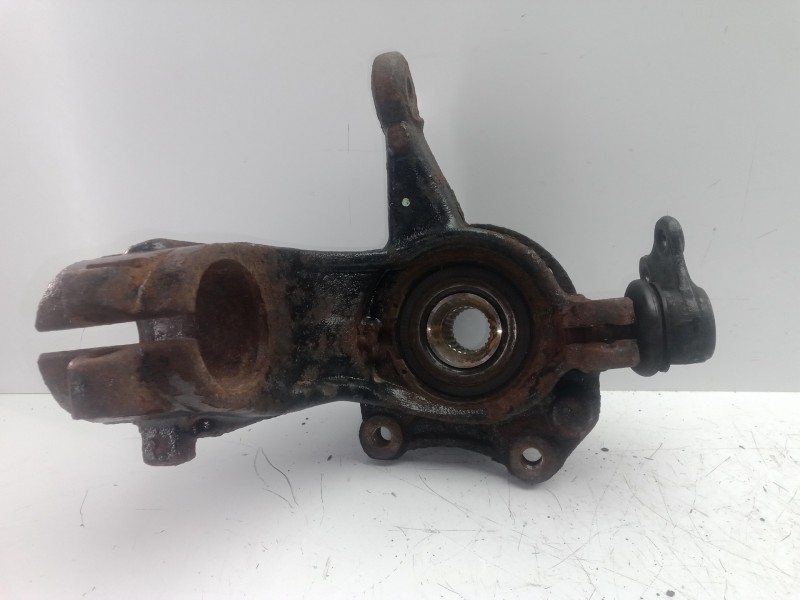 Recambio de mangueta delantera derecha para citroën ds3 1.6 16v referencia OEM IAM   