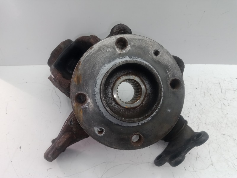 Recambio de mangueta delantera derecha para citroën ds3 1.6 16v referencia OEM IAM   