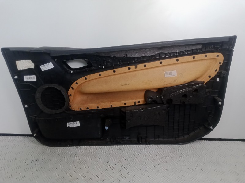 Recambio de guarnecido puerta delantera izquierda para citroën ds3 1.6 16v referencia OEM IAM 96743256ZQ  