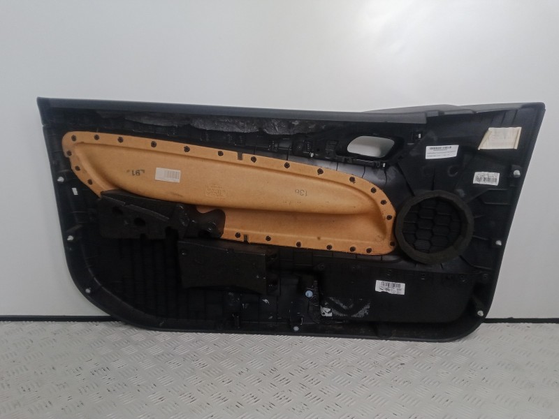 Recambio de guarnecido puerta delantera derecha para citroën ds3 1.6 16v referencia OEM IAM 96743224ZQ  