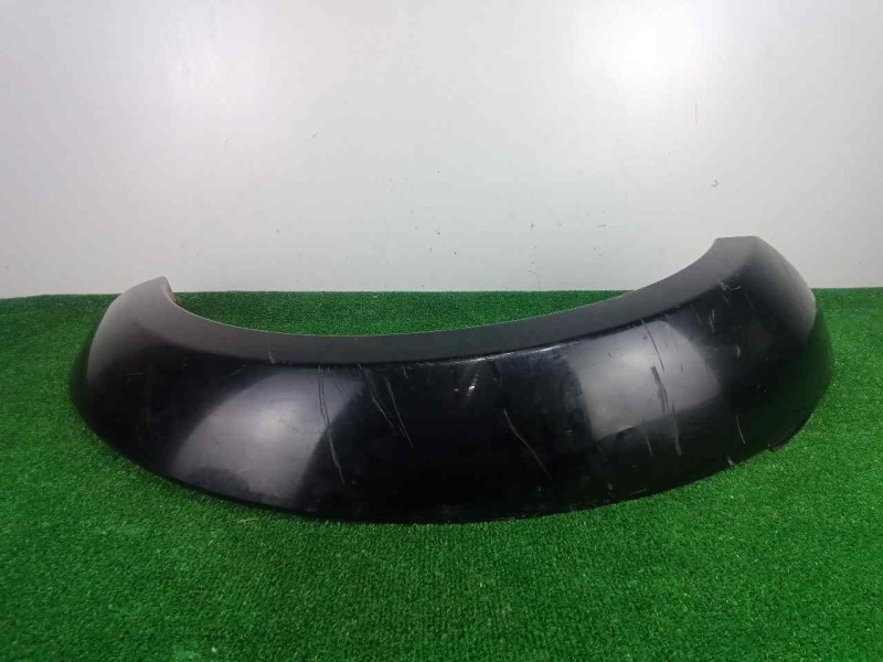 Recambio de aletin delantero izquierdo para dodge nitro 2.8 crd referencia OEM IAM 5KH17TRMAC  