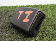 Recambio de enganche cinturon trasero izquierdo para fiat talento kombi (296) l1h1 1,0t basis (m1) referencia OEM IAM 888227650R