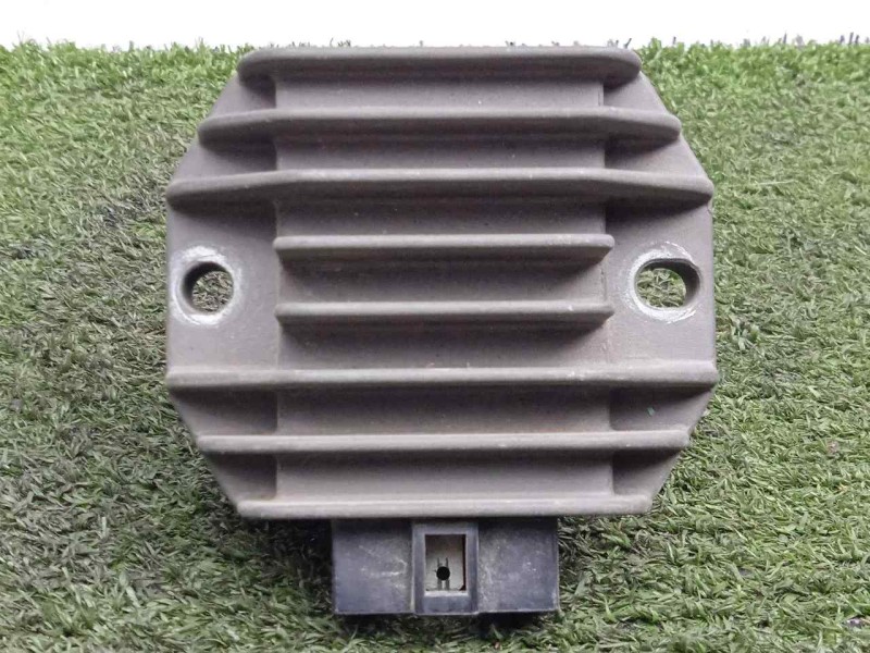 Recambio de modulo electronico para derbi boulevard 125 referencia OEM IAM SH640D12  