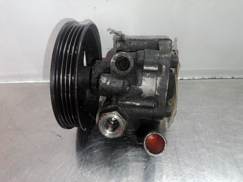 Recambio de bomba direccion para kia carens 1.8 cat referencia OEM IAM NOSELEVEREFERENCIA  