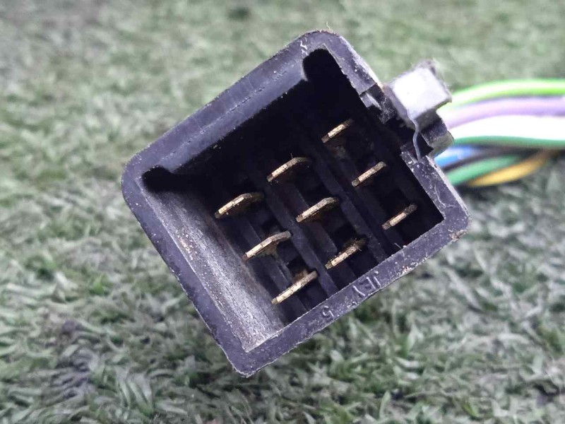 Recambio de piña derecha para peugeot satelis ii 125 referencia OEM IAM SIN REFERENCIA PUÑO.GAS 