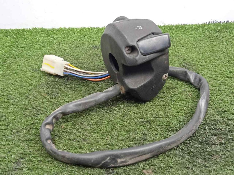 Recambio de piña izquierda para peugeot satelis ii 125 referencia OEM IAM SIN REFERENCIA  