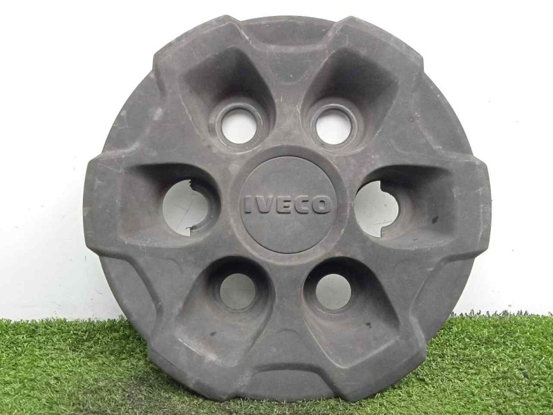 Recambio de tapacubos para iveco daily furgón 2.3 diesel cat referencia OEM IAM REF: 5801804147  