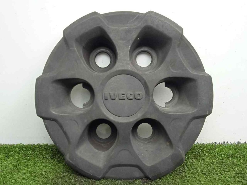 Recambio de tapacubos para iveco daily furgón 2.3 diesel cat referencia OEM IAM REF: 5801804147  