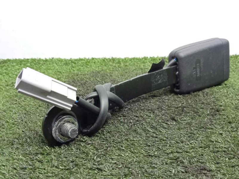 Recambio de enganche cinturon delantero derecho para mazda 6 kombi ()(.2012) 2.2 turbodiesel cat referencia OEM IAM GHP957620  