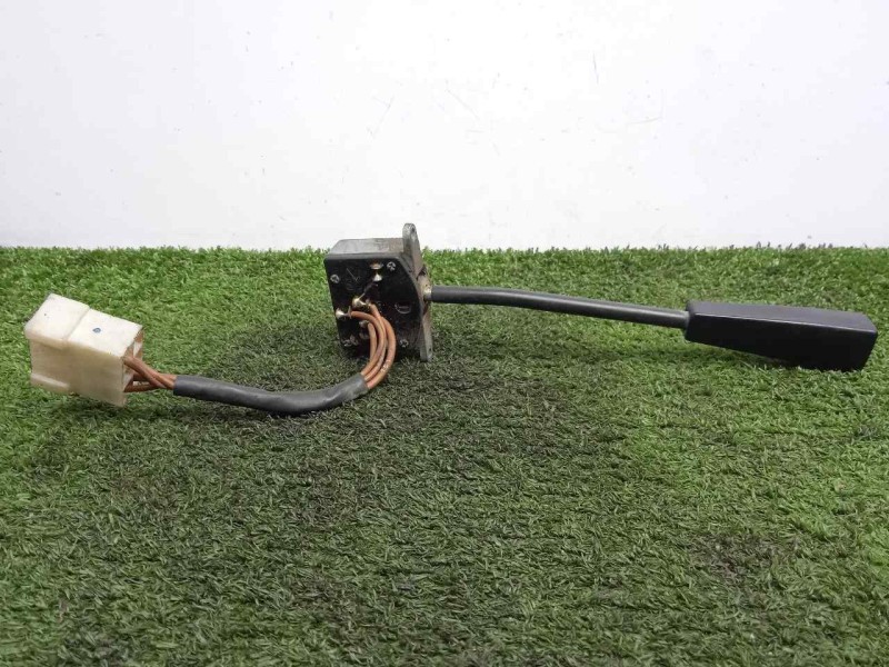 Recambio de interruptor luces para nissan trade 2.8d referencia OEM IAM SIN REFERENCIA  