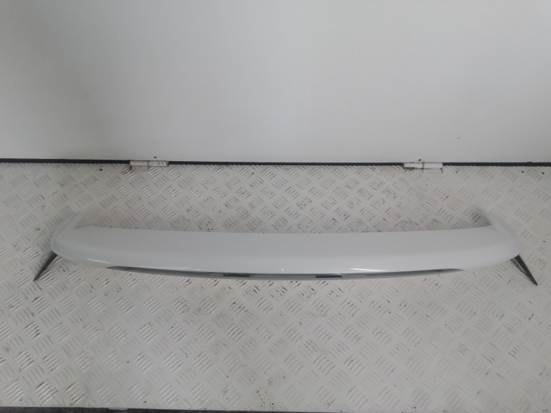 Recambio de aleron trasero para citroën ds3 1.6 16v referencia OEM IAM   