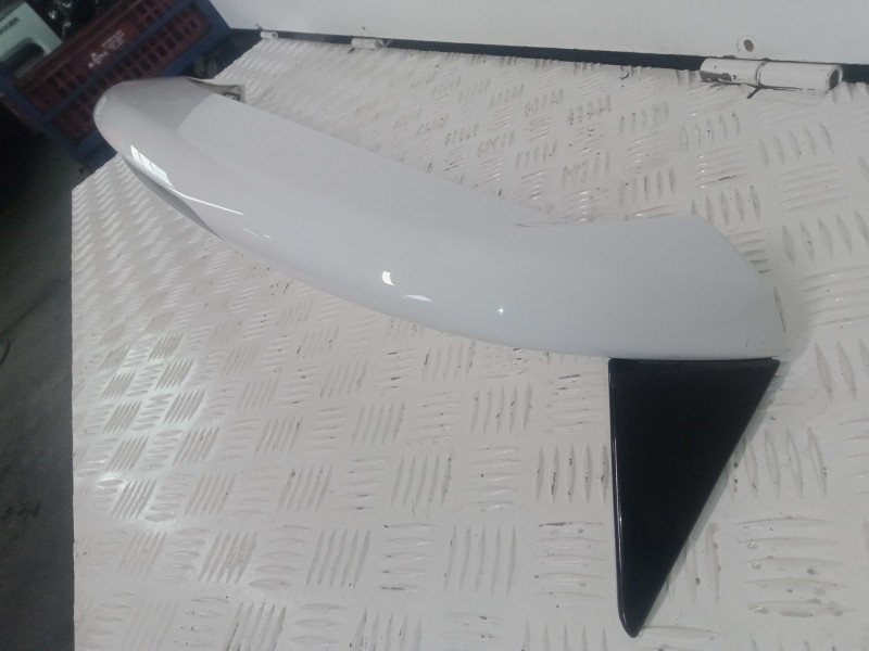 Recambio de aleron trasero para citroën ds3 1.6 16v referencia OEM IAM   