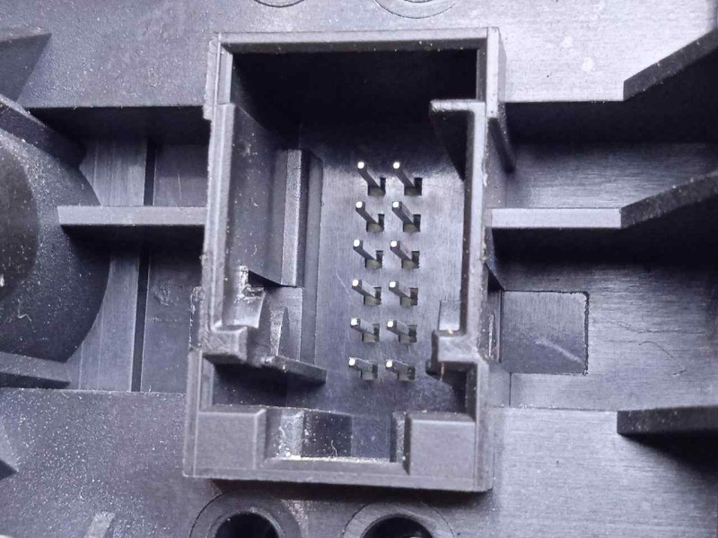 Recambio de interruptor luces para opel vectra c berlina 2.0 dti referencia OEM IAM 13177065  