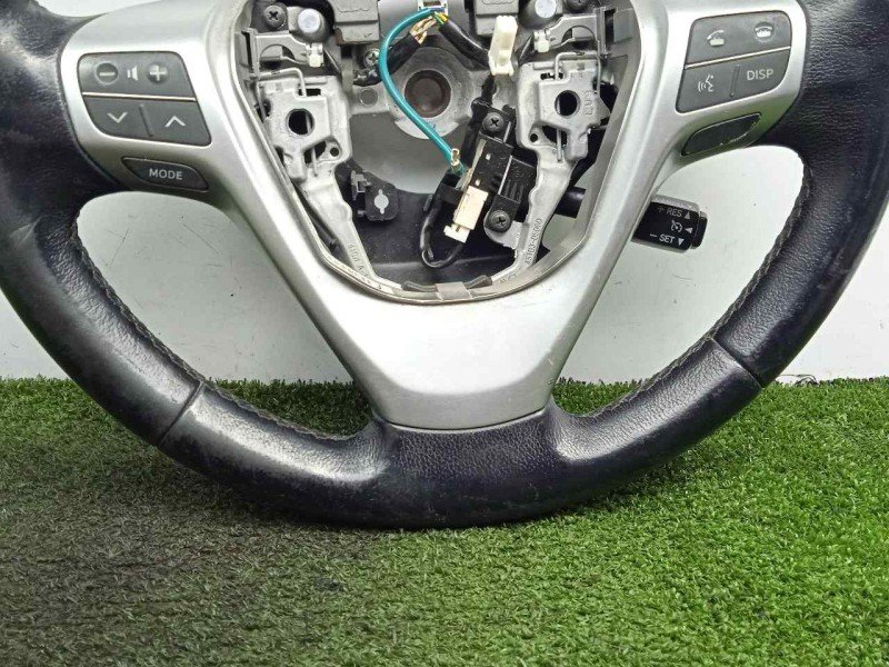 Recambio de volante para toyota avensis (t27) 2.2 d-4d cat referencia OEM IAM 4510005880C0 CUERO 