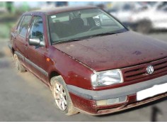 VOLKSWAGEN VENTO (1H2)