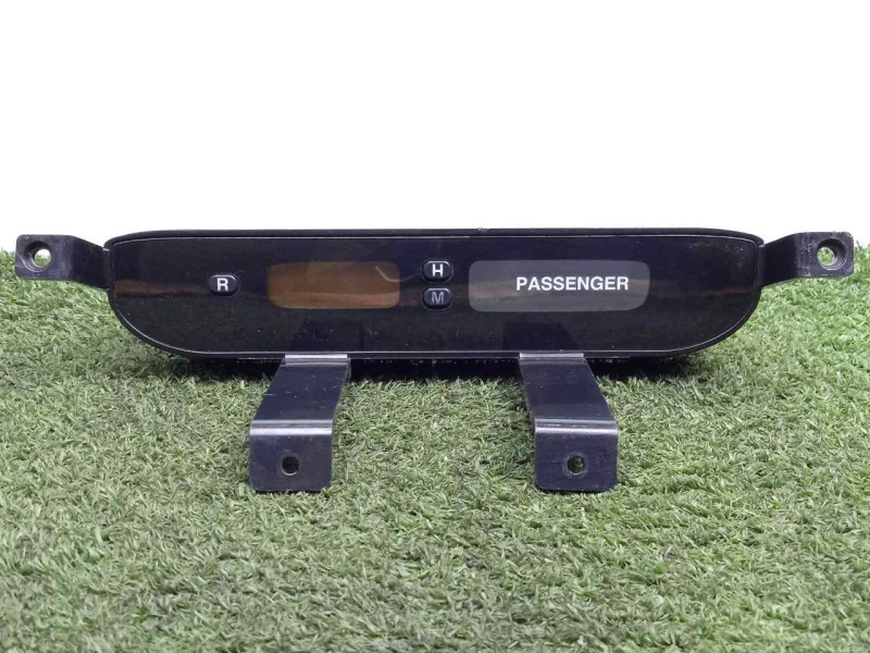 Recambio de pantalla multifuncion para kia carens (un) 2.0 crdi referencia OEM IAM 945101D100  