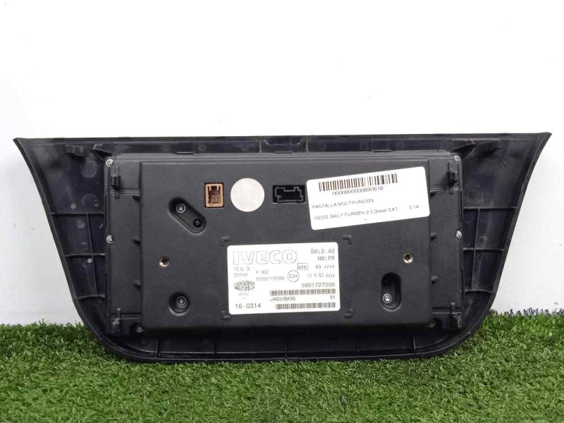 Recambio de pantalla multifuncion para iveco daily furgón 2.3 diesel cat referencia OEM IAM 5801727206  