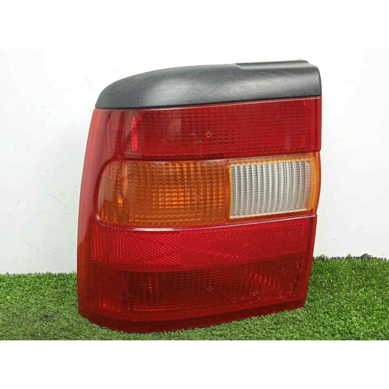 Recambio de piloto trasero izquierdo para opel vectra a 2.0 referencia OEM IAM SINREFERENCIA VECTRA.A 2.SERIE - CON.MOLDURA
