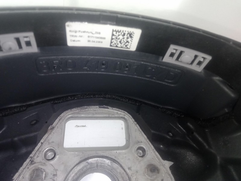 Recambio de volante para seat exeo (3r2) 2.0 tdi referencia OEM IAM 61711340B00 - 61800150B - 3R0419091C  TRW