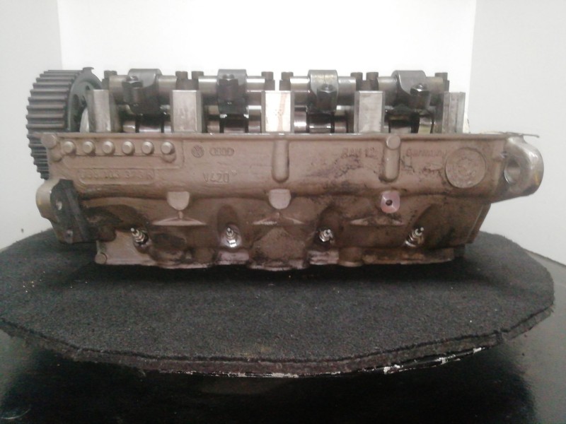 Recambio de culata para seat leon (1p1) 1.9 tdi referencia OEM IAM 038103373R  