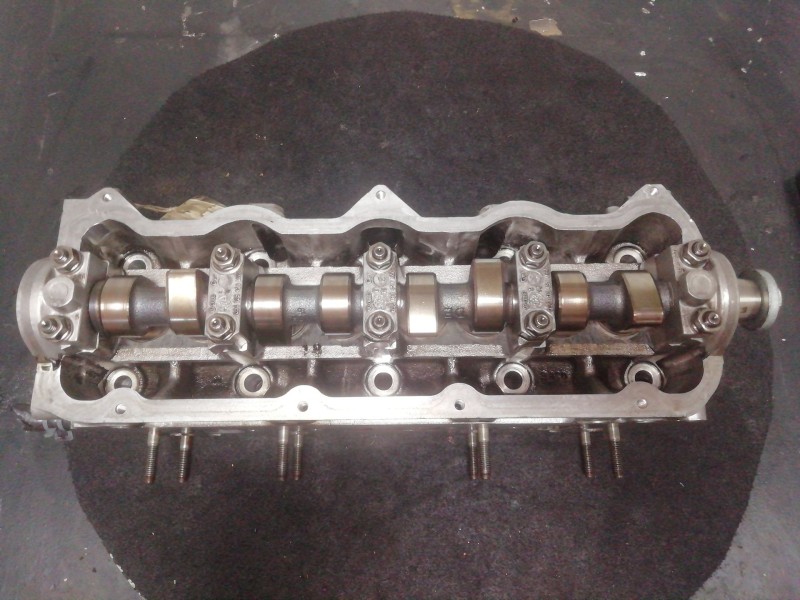 Recambio de culata para volkswagen polo iv (9n_, 9a_) 1.9 sdi referencia OEM IAM 038103373R  